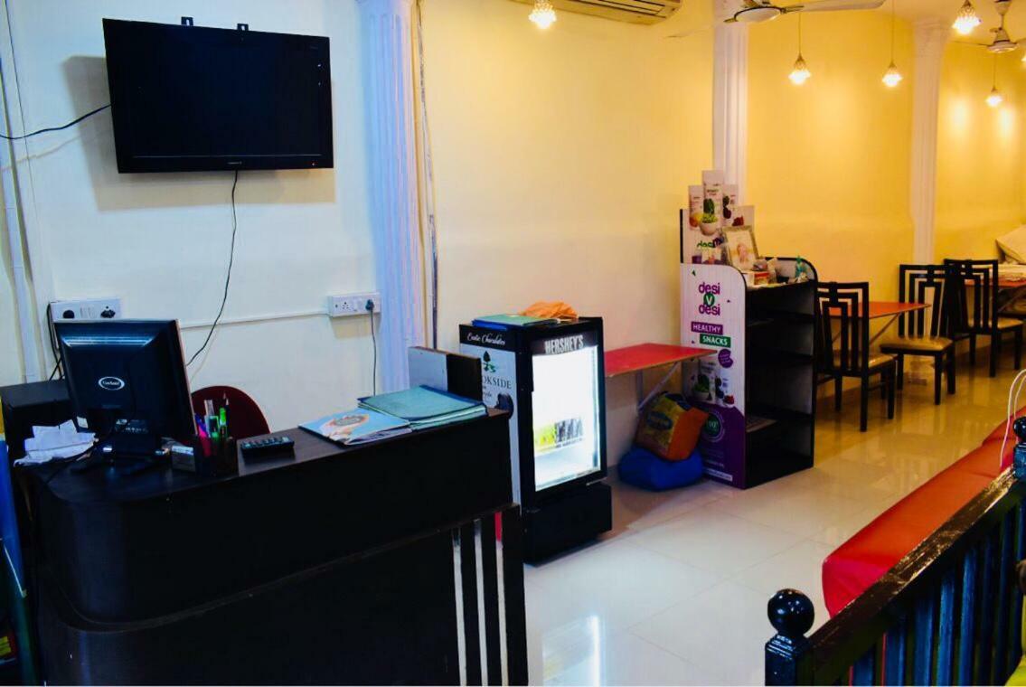Town Hostel Mumbai - Ac Dormitory Εξωτερικό φωτογραφία