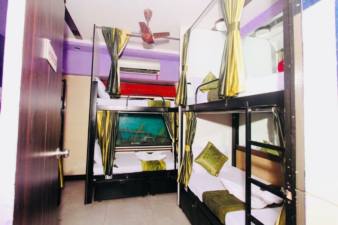 Town Hostel Mumbai - Ac Dormitory Εξωτερικό φωτογραφία