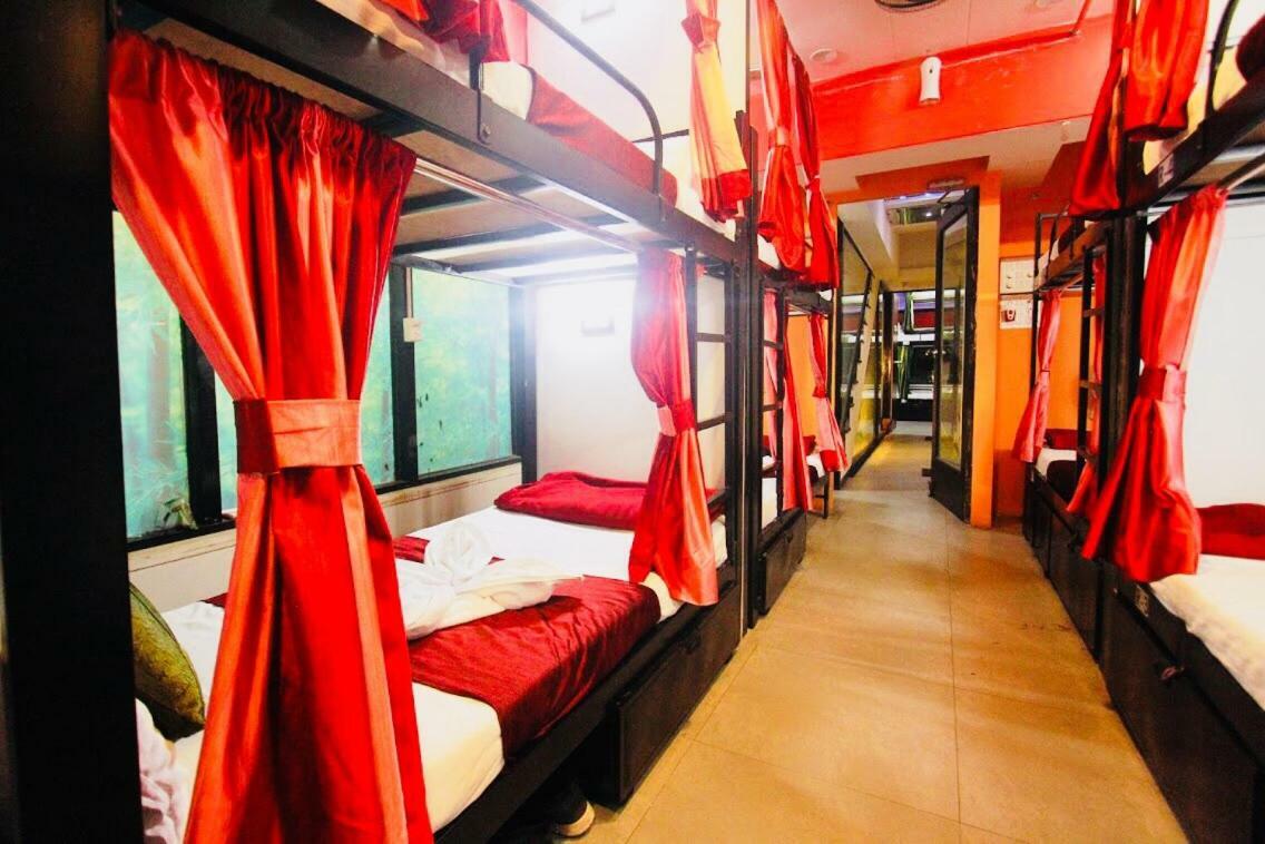Town Hostel Mumbai - Ac Dormitory Εξωτερικό φωτογραφία